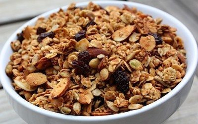 Nutty Ginger-Zing Granola {oil-free}
